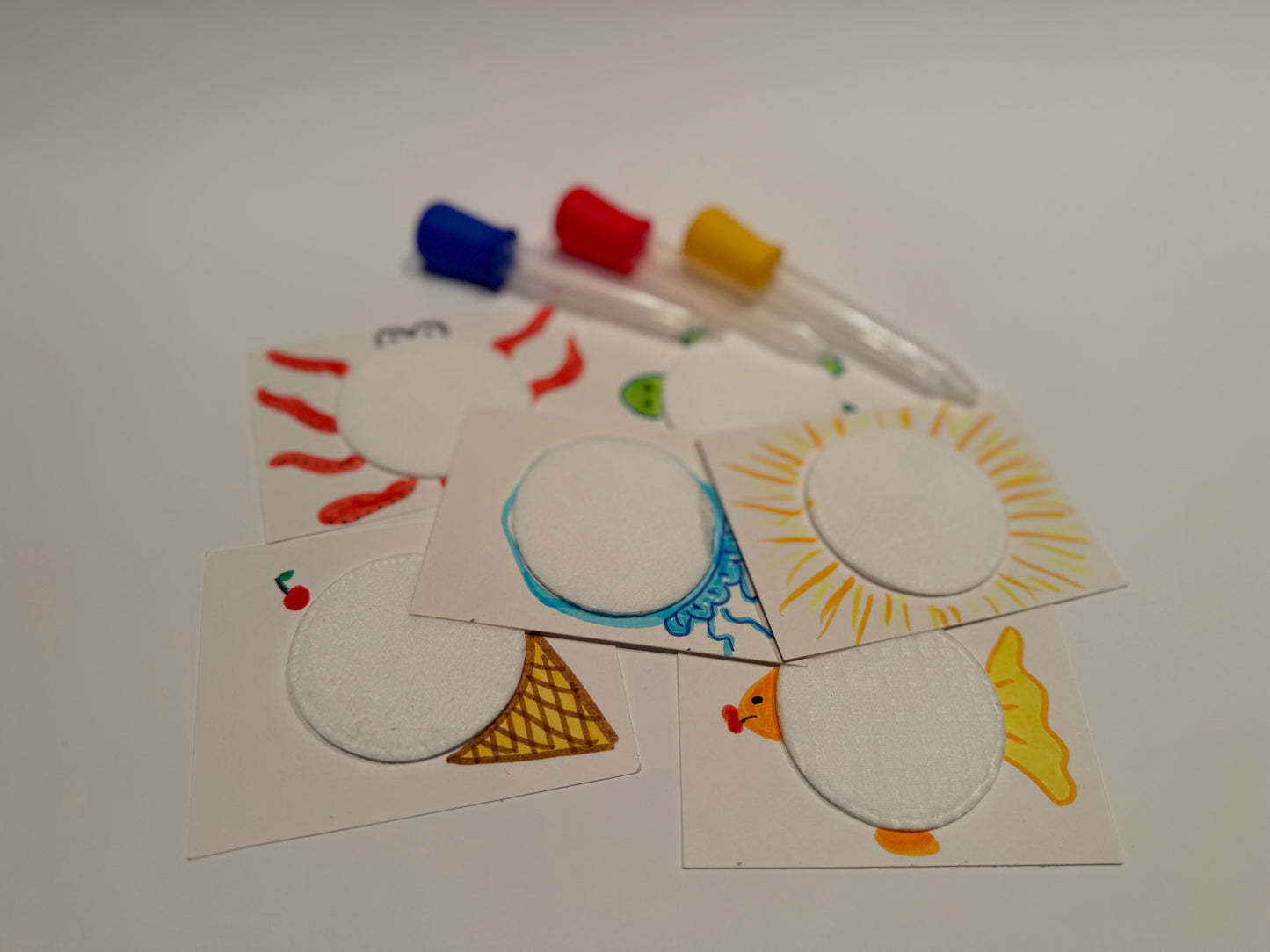 Cotton Ball Drawings and Pipettes – For Creative Expression and Fine Motor Development